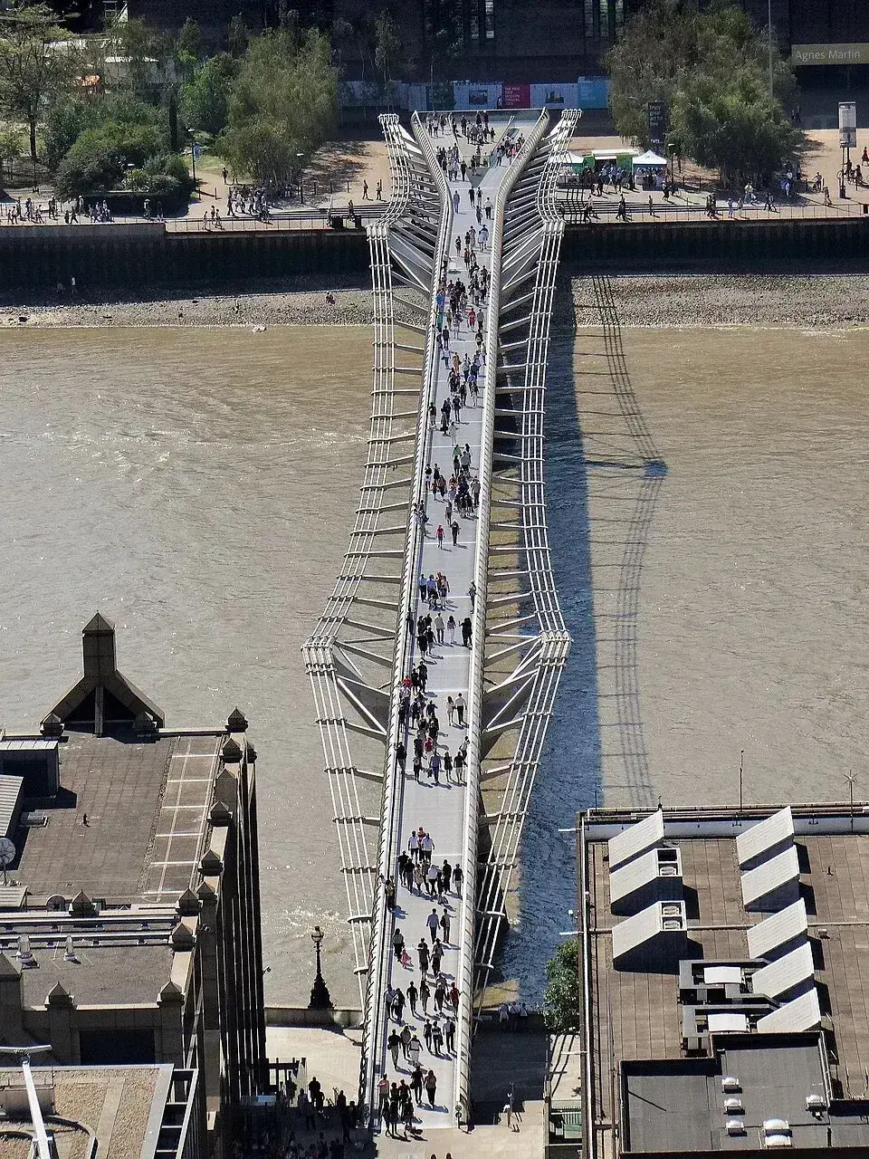 Millennium Bridge - Image 2